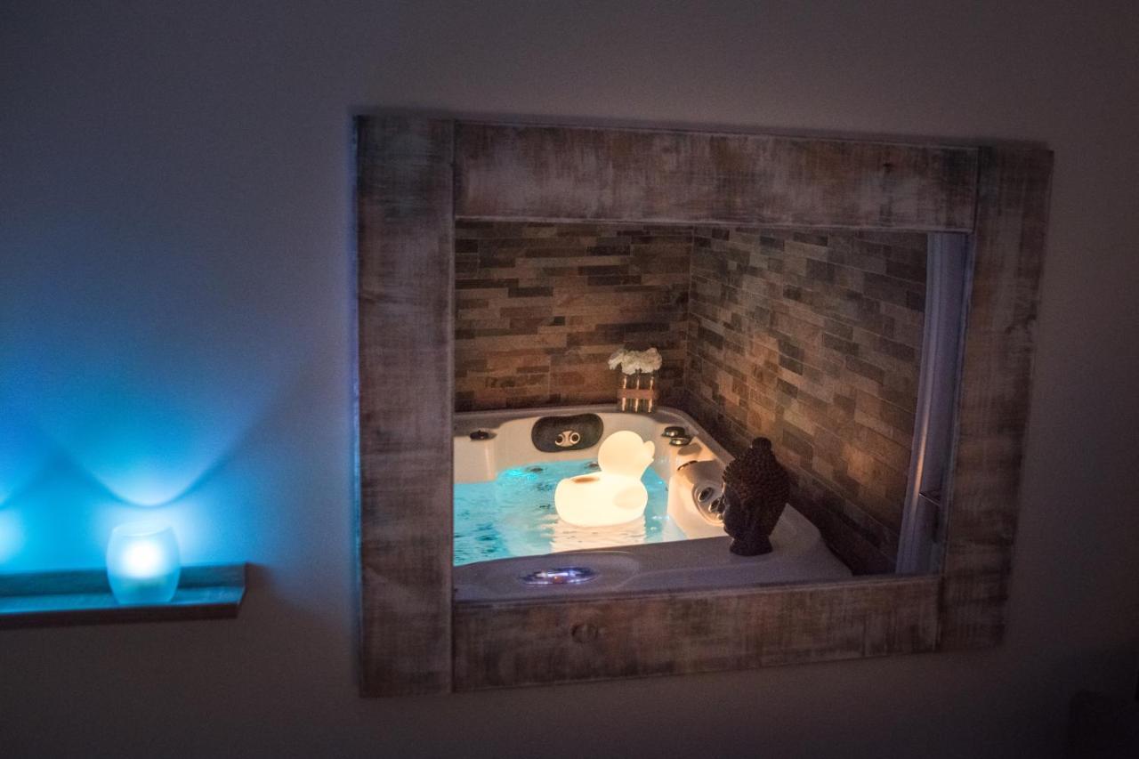 Suite Avec Jacuzzi Privatif Barcares Plage Le Barcares Exterior photo